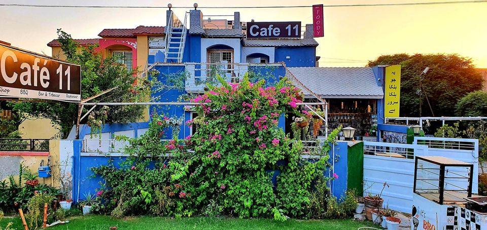 Cafe 11