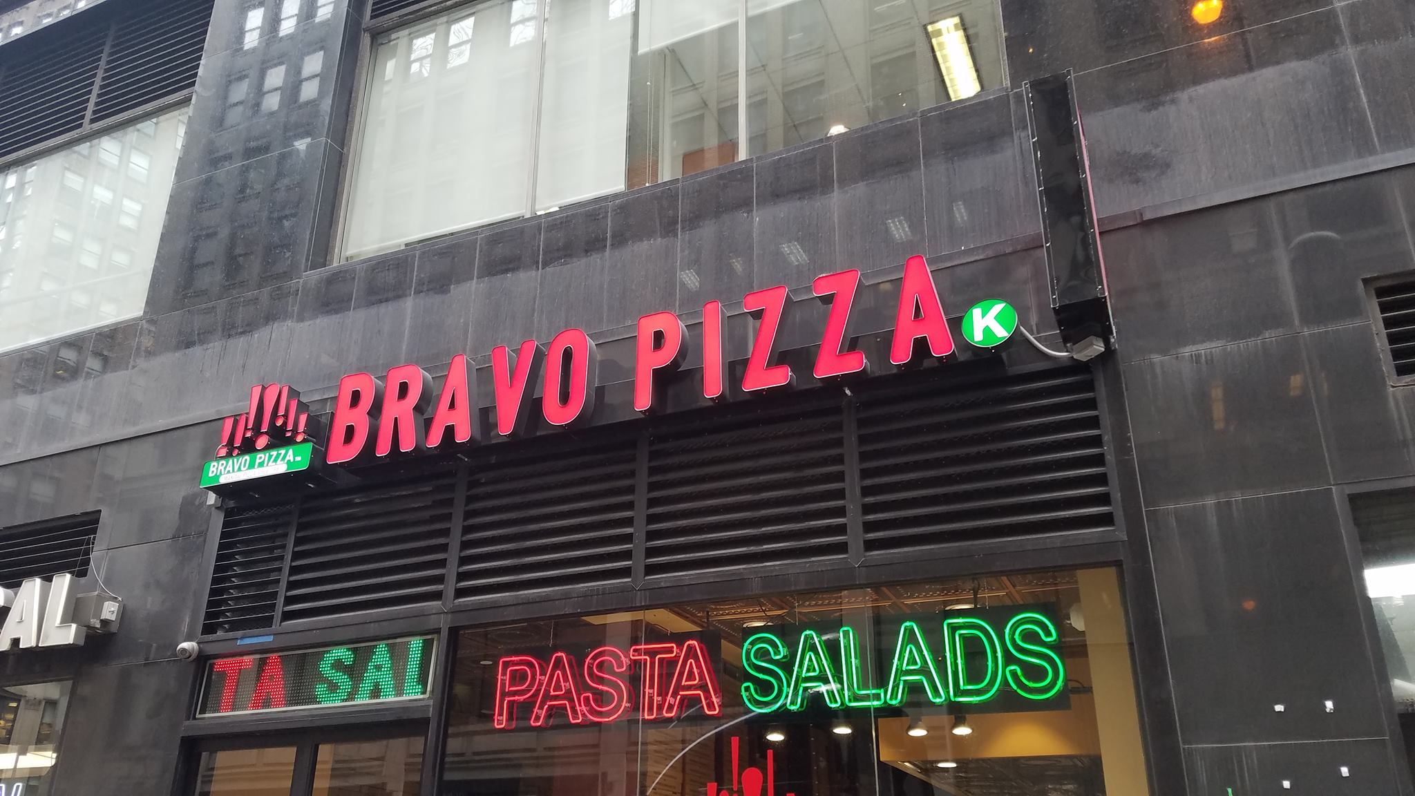 Bravo Kosher Pizza