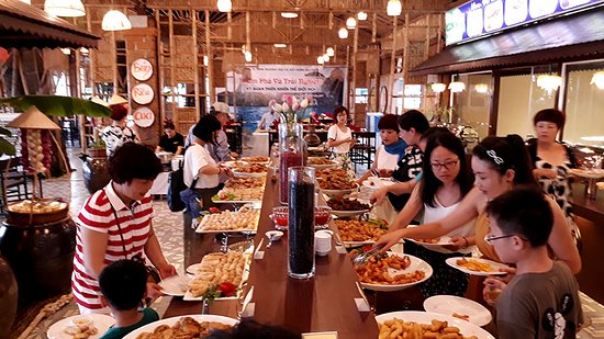Á Đông Restaurant